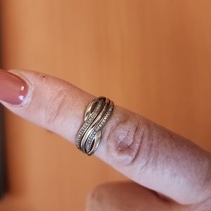 Women silver ring